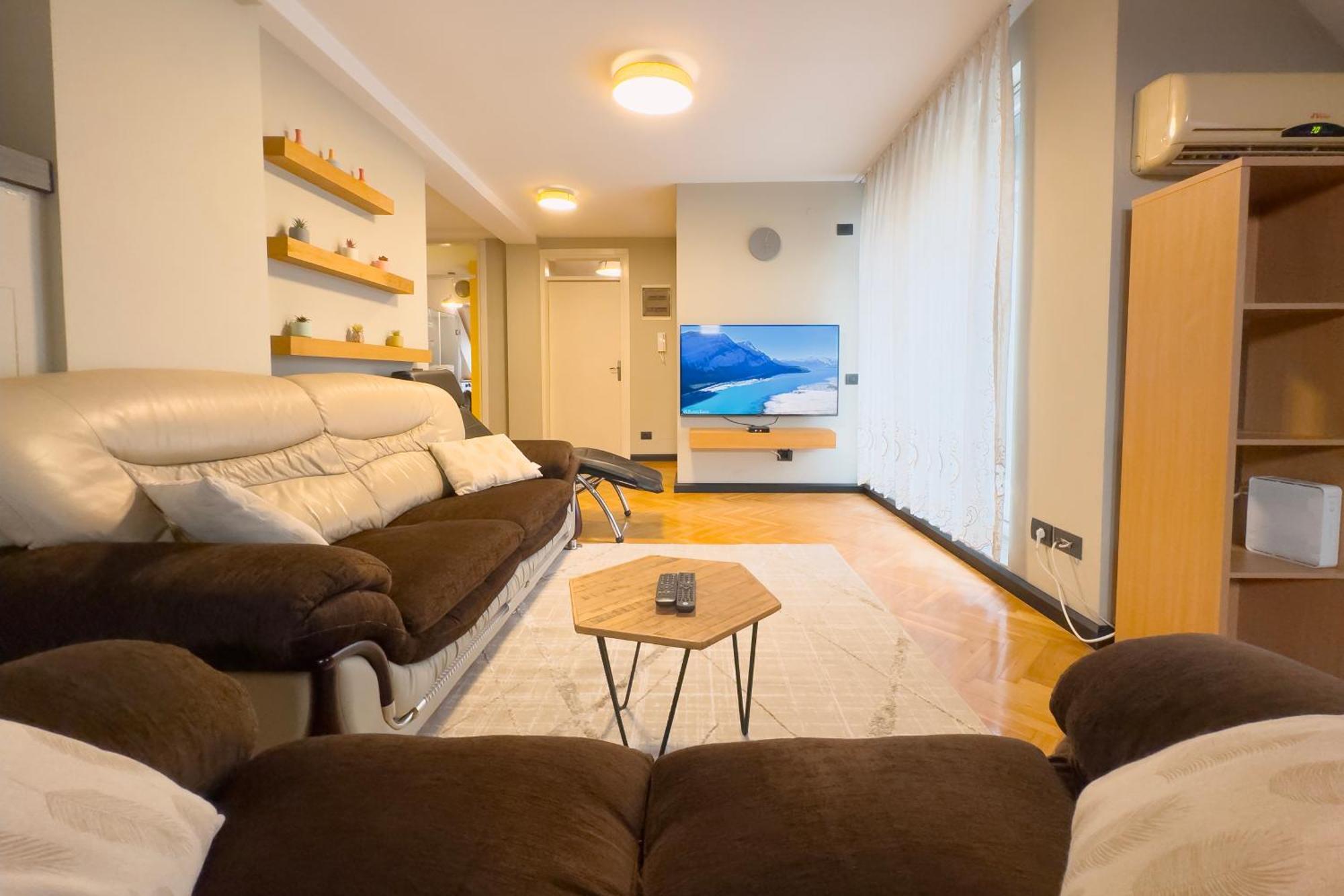 Siera'S Apartment Приштина Экстерьер фото