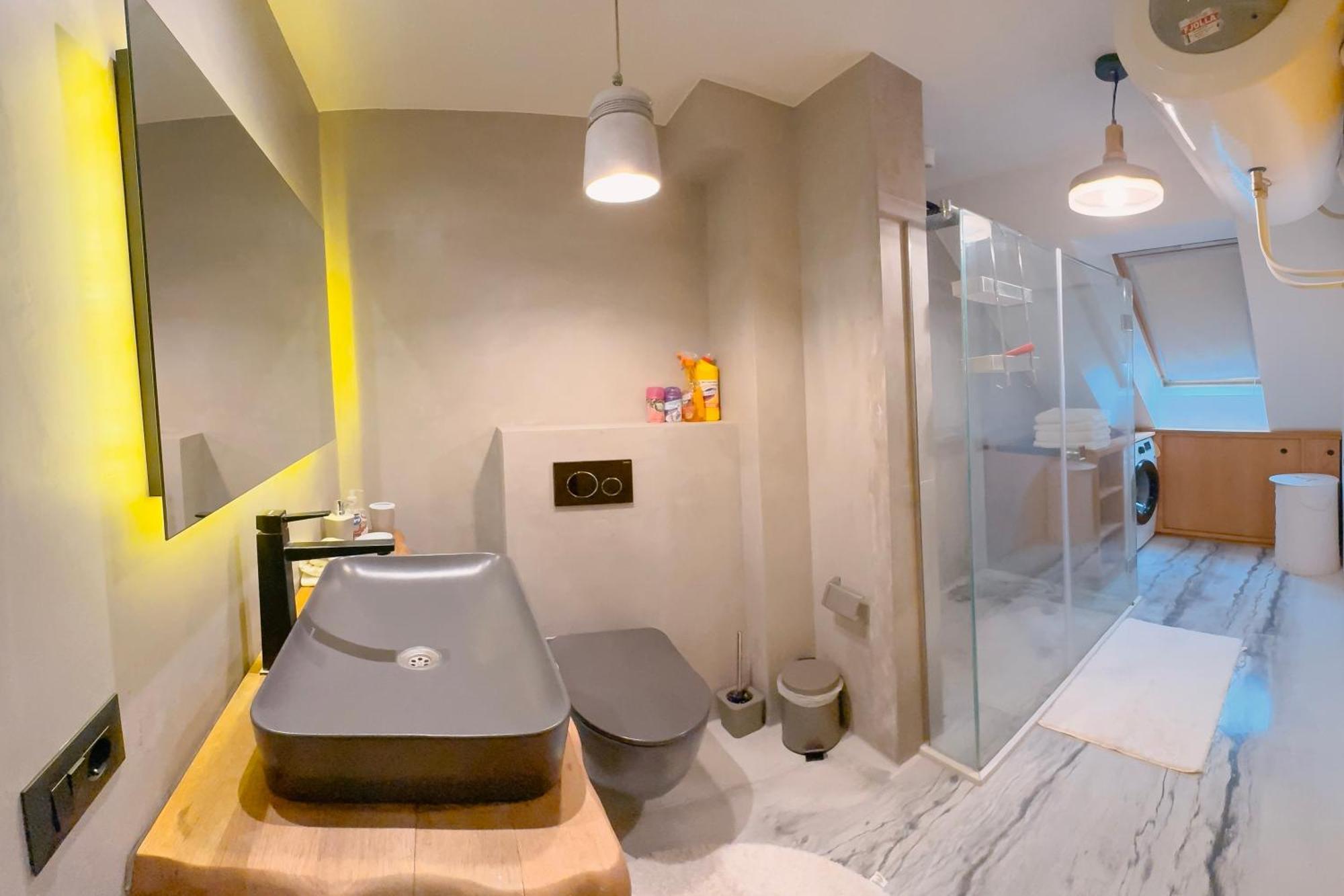 Siera'S Apartment Приштина Экстерьер фото