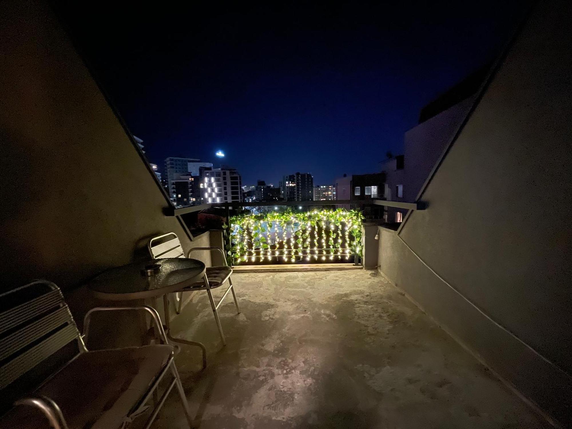Siera'S Apartment Приштина Экстерьер фото